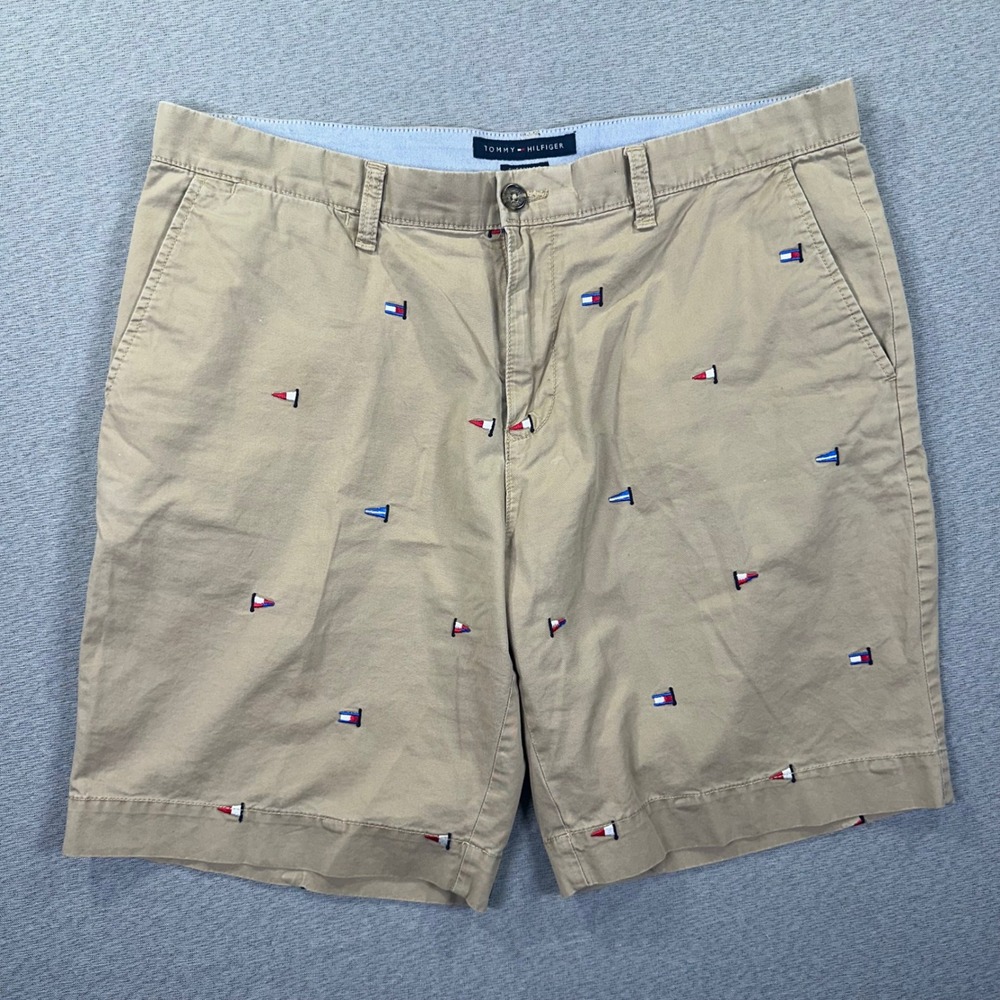 Tommy‎ Hilfiger Chino Shorts Men 36 Khaki Embroidered Nautical Flag Beach AOP